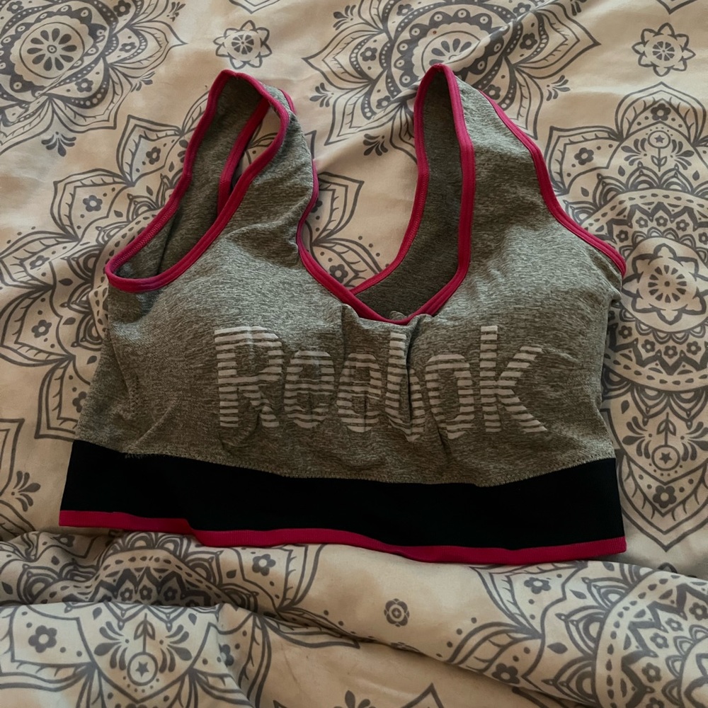 Sports bra
